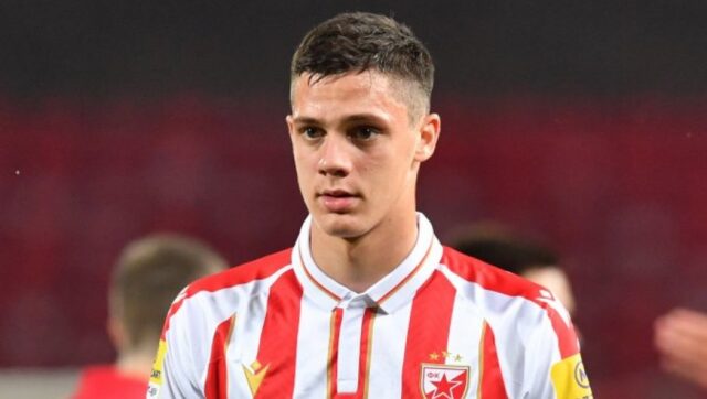 BRUKA-I-SRAMOTA-Evo-kako-je-pretucen-fudbaler-Crvene-zvezde.jpg Bruka i sramota evo kako je pretucen fudbaler crvene zvezde.jpg