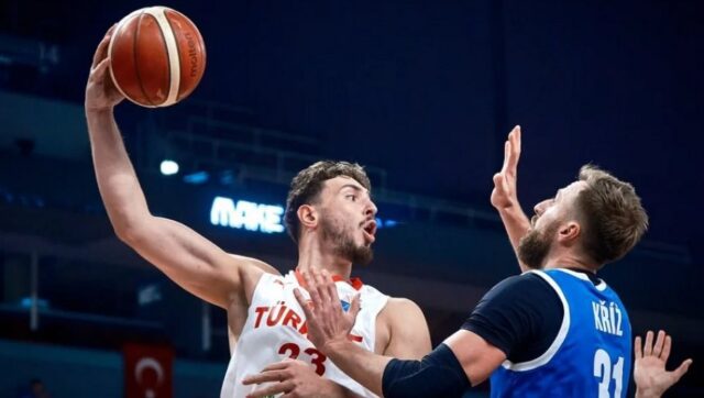 HAOS-NA-EVROBASKETU-Alperen-Sengun-dobio-Jokica-i-orlove-pa.jpg Haos na evrobasketu alperen sengun dobio jokica i orlove pa.jpg