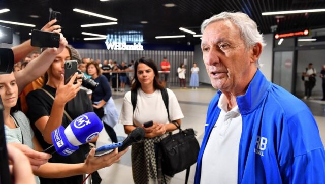 POVODOM-LAZI-KOJE-SU-SE-POJAVILE-Hitno-se-oglasio-Svetislav.jpg Povodom lazi koje su se pojavile hitno se oglasio svetislav.jpg