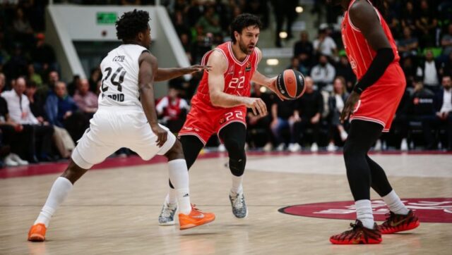 POVREDIO-SE-VASILIJE-MICIC-Ovo-je-ogroman-problem-za-Hapoel.jpg POVREDIO SE VASILIJE MICIC Ovo je ogroman problem za Hapoel.jpg