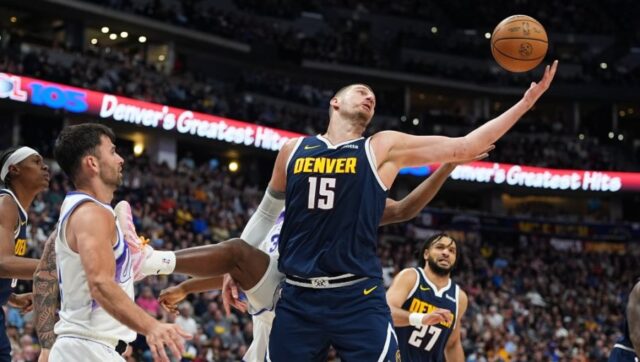 SVET OVO NIKADA NIJE FOTO Nikola Jokic srusio zakone fizike.jpg