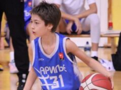 U ARILJU RASTE KOŠARKAŠKI TALENAT: Vuk Lukić vrlo rano počeo da igra za stariju generaciju (FOTO) U ARILJU RASTE KOSARKASKI TALENAT Vuk Lukic vrlo rano poceo.jpg