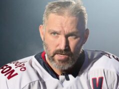 Ovečkin na udaru Amerikanaca zbog Putina: Traže da mu zabrane igranje u NHL-u! Oveckin na udaru Amerikanaca zbog Putina Traze da mu zabrane.jpg