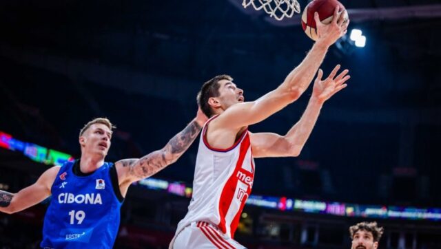 CRVENOJ-ZVEZDI-NECE-POMOCI-NI-20-HILJADA-DELIJA-AKO-Mitrovic.jpg Crvenoj Zvezdi Nece Pomoci Ni 20 Hiljada Delija Ako Mitrovic.jpg