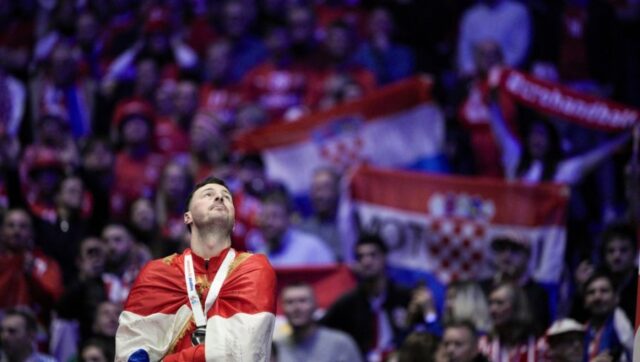 GOSPODSKI-POTEZ-DANACA-Kapiten-Hrvatske-u-suzama-gol-za-kraj.jpg Gospodski Potez Danaca Kapiten Hrvatske U Suzama Gol Za Kraj.jpg