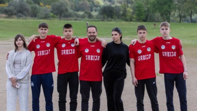 PONOS-SRBIJE-Gimnazijalci-iz-Beograda-na-Igrama-u-Grckoj.j.jpeg Ponos srbije gimnazijalci iz beograda na igrama u grckoj.j.jpeg