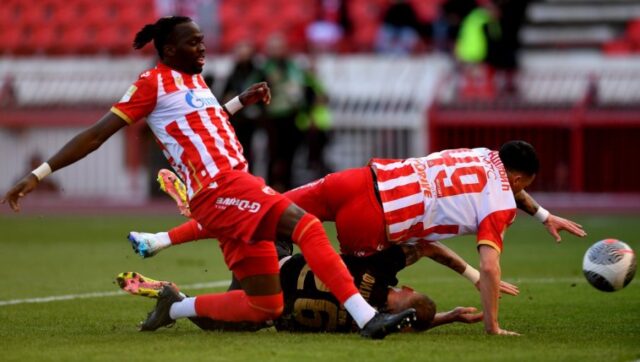 Posle derbija zvezda se seli crveno beli putuju van srbije a.jpg