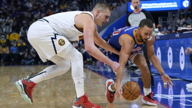 BUDITE-KAO-JOKIC-NBA-liga-promenila-pravila-vezana-za-TROJKU.jpg Budite kao jokic nba liga promenila pravila vezana za trojku.jpg