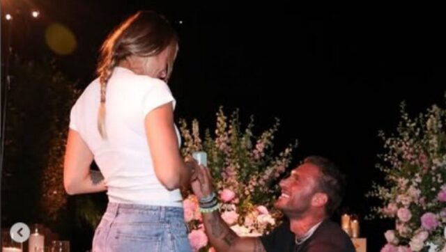 DECKO JU JE ZAPREPASTIO Arina Sabalenka dobila prsten od tri.jpg