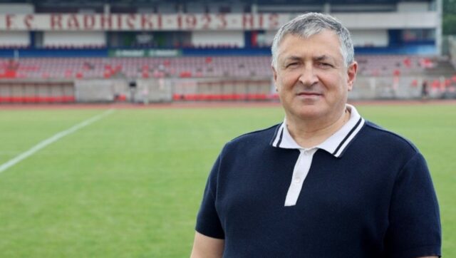 IMAM-PORUKU-ZA-NEVERNE-TOME-Ivica-Toncev-za-Novosti-Radnicki.jpg IMAM PORUKU ZA NEVERNE TOME Ivica Toncev za Novosti Radnicki.jpg