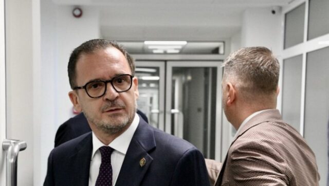 KO-IMA-PRAVO-DA-RUSI-PEDJU-MIJATOVICA-Legenda-Partizana-grmi.jpg KO IMA PRAVO DA RUSI PEDJU MIJATOVICA Legenda Partizana grmi.jpg