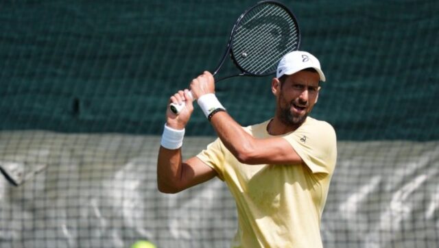 SRBIN SPREMAN ZA VIMBLDON Novak DJokovic pobedio Tomija Pola.jpg
