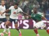 TRETMAN NA MUNDIJALU NIJE ISTI ZA SVE! Engleski fudbaler DŽarel Kvansa suspendovan na dve naredne utakmice zbog crvenog kartona TRETMAN NA MUNDIJALU NIJE ISTI ZA SVE Engleski fudbaler DZarel.jpg