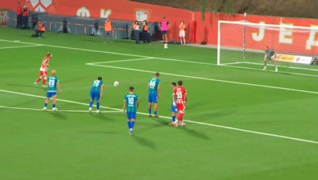 Pogledajte-kako-je-Zvezda-promasila-penal-protiv-Zemuna-FOTO.jpg Pogledajte kako je Zvezda promasila penal protiv Zemuna FOTO.jpg