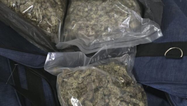Fudbaler-uhvacen-sa-14-kilograma-droge-oba-roditelja-mu-rade.jpg Fudbaler uhvacen sa 14 kilograma droge oba roditelja mu rade.jpg