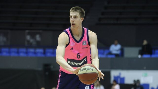 Prvenac za pamcenje bogoljub markovic upisao prve poene u nba.jpg