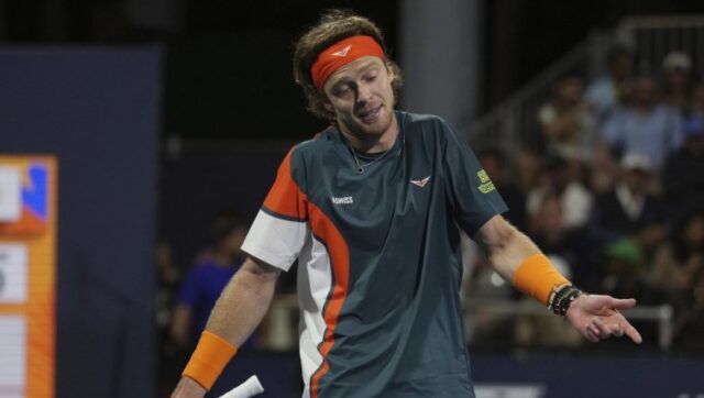 MASTERS-U-SANGAJU-Rubljov-eliminisan-Zverev-lako-sa-Francuzom.jpg Masters u sangaju rubljov eliminisan zverev lako sa francuzom.jpg