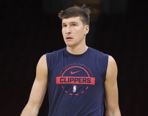Oglasio se Bogdan Bogdanović: „Brate, Srbine…“ KAPITEN SRBIJE PODIGAO BURU Evo sta Bogdan Bogdanovic zeli da.jpg