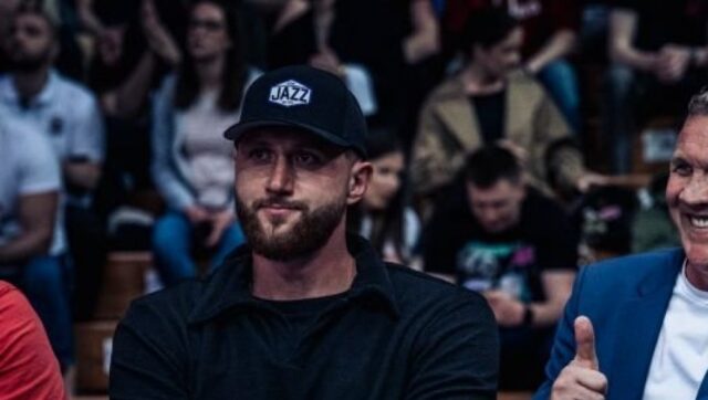 Oglasio-se-Jusuf-Nurkic-emotivnim-recima-oprostio-se-od-Edina.jpg Oglasio se Jusuf Nurkic emotivnim recima oprostio se od Edina.jpg