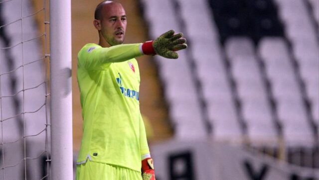 BORJAN-NASTAVLJA-DA-BRANI-Bivsi-golman-Zvezde-potpisao-ugovor.jpg BORJAN NASTAVLJA DA BRANI Bivsi golman Zvezde potpisao ugovor.jpg