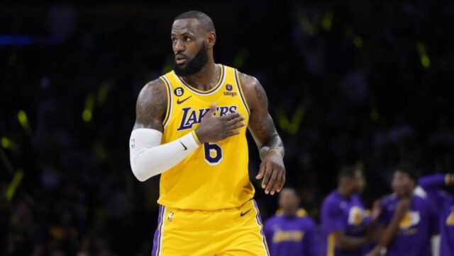 Cudo ne mozete ni da pretpostavite koliko sadasnjih nba igraca.jpg