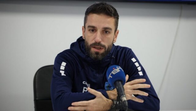 Radomir-Kokovic-ovako-najavio-gostovanje-Zeleznicara-Partizanu.jpg Radomir Kokovic ovako najavio gostovanje Zeleznicara Partizanu.jpg
