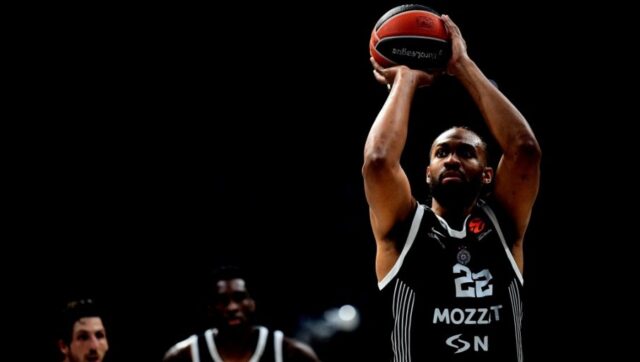 ZASTO OVAKO NIJE MOGLO U PARTIZANU DZabari Parker imao odlican.jpg