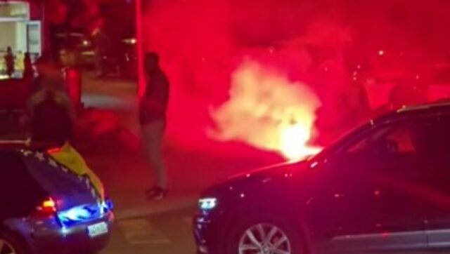 HAOS-U-BOSNI-I-HERCEGOVINI-Sukob-navijaca-sa-Hrvatima-policija.jpg HAOS U BOSNI I HERCEGOVINI Sukob navijaca sa Hrvatima policija.jpg