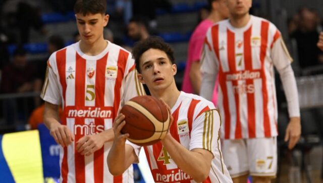 ZVEZDA-POSLALA-BEKA-NA-KALJENJE-Ognjen-Radosic-na-pozajmici-SC.jpg ZVEZDA POSLALA BEKA NA KALJENJE Ognjen Radosic na pozajmici SC.jpg