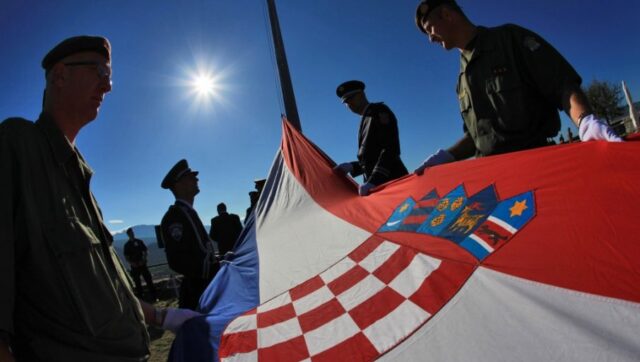 MNOGI-SE-NE-SLAZU-Izjava-poznatog-Crnogorca-o-Hrvatskoj-izaziva.jpg Mnogi se ne slazu izjava poznatog crnogorca o hrvatskoj izaziva.jpg