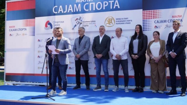 Mali sajam sporta u pancevu najmladji pokazali sportske vestine.jpg