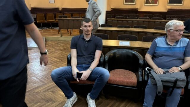 Od heroja nacije do potrosne robe borisa simanic nema mesta.j.jpeg