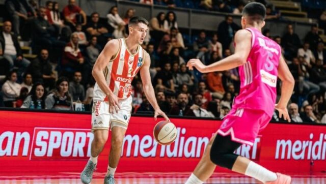 CRVENA-ZVEZDA-NE-STAJE-Crveno-beli-razbili-Megu-i-nastavili-niz.jpg Crvena zvezda ne staje crveno beli razbili megu i nastavili niz.jpg