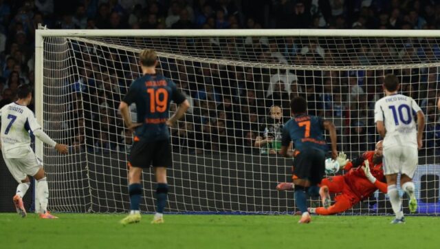 Napoli slavi srbina milinkovic savic odbranio penal i doneo bod.jpg