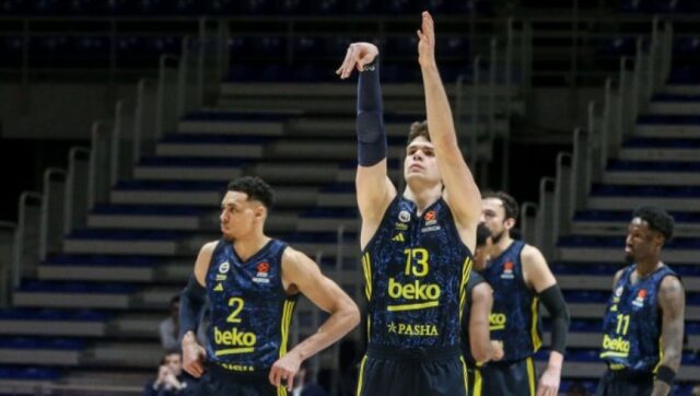 NIKAD NIJE Kosarkas Fenerbahcea progovorio o dolasku u Partizan.jpg