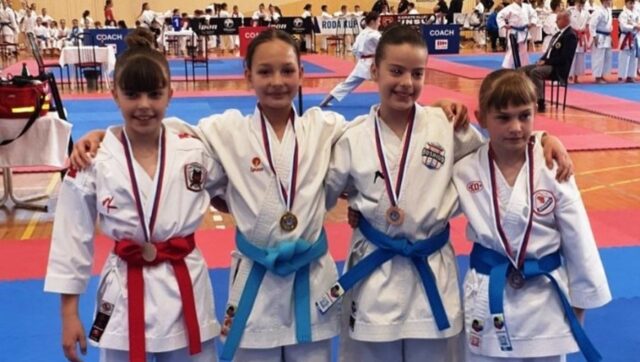 Prvenstvo Srbije u karateu Zablistala Cupricanka Isidora Ristov.jpg