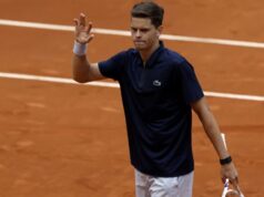 Veliko iznenađenje u Madridu: Bloks pobedio petog tenisera sveta Veliko iznenadjenje u Madridu Bloks pobedio petog tenisera sveta.jpg