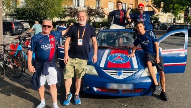 DAN KADA JE SENA TEKLA CRVENO PLAVA Novosti na pariskim ulicama.jpg