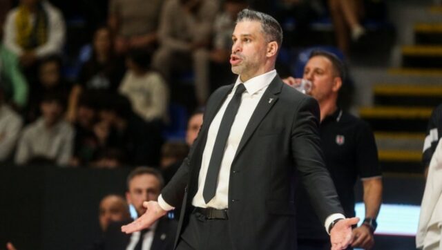 Hapoel-razbio-Besiktas-Tezak-poraz-ekipe-koju-sa-klupe-predvodi.jpg Hapoel razbio Besiktas Tezak poraz ekipe koju sa klupe predvodi.jpg