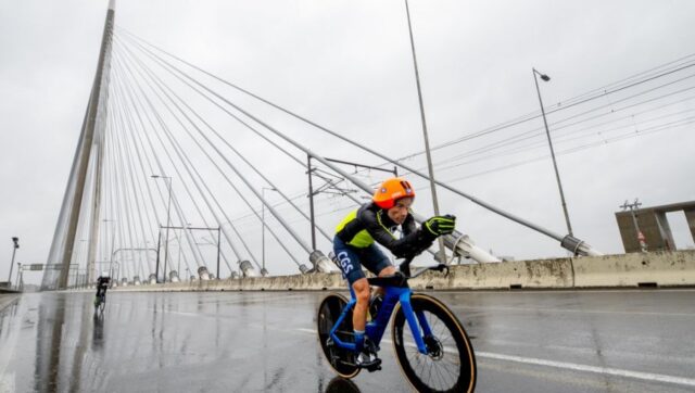 Ispit za najizdrzljivije triatlonci u borbi za zlato na srebrnom.jpg