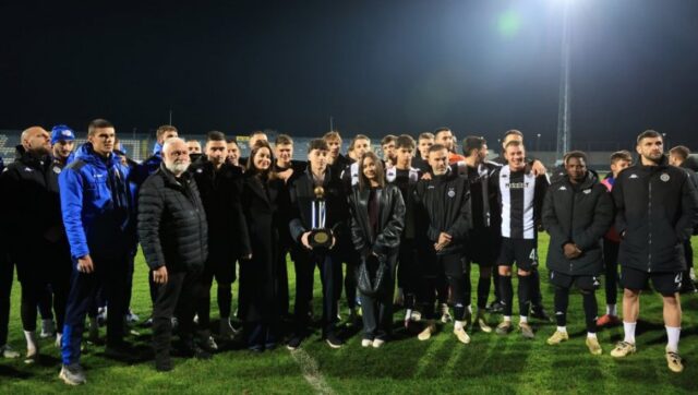 U-CAST-VELIKE-LEGENDE-Partizanu-prvi-Memorijal-Andrija-Delibasic.jpg U CAST VELIKE LEGENDE Partizanu prvi Memorijal Andrija Delibasic.jpg