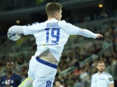 HITNO NAPUSTIO ZAGREB! Srbin preko noći spakovao kofere i pobegao iz Hrvatske HITNO NAPUSTIO ZAGREB Srbin preko noci spakovao kofere i pobegao.jpg