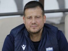 LALATOVIĆ OPET U NIŠU: Bivši trener Radničkog dočekan ovacijama sa tribina „Čaira“ (FOTO) LALATOVIC OPET U NISU Bivsi trener Radnickog docekan ovacijama sa.jpg