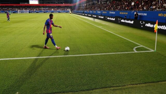 Kako ste im dozvolili navijaci valensije ljuti na celnike primere.jpg