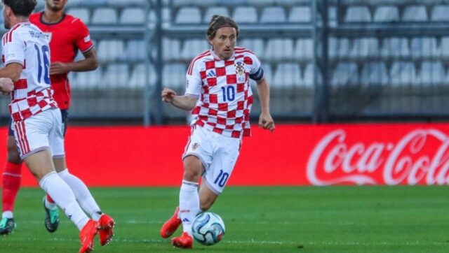 Nacisto-slomljen-Luka-Modric-na-ivici-suza-nakon-blamaze-Hrvatske.jpg Nacisto slomljen Luka Modric na ivici suza nakon blamaze Hrvatske.jpg