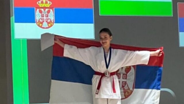 SANJA-APRILSKO-ZLATO-U-ITALIJI-Helena-Vukmirovic-velika-nada-naseg.jpg Sanja Aprilsko Zlato U Italiji Helena Vukmirovic Velika Nada Naseg.jpg