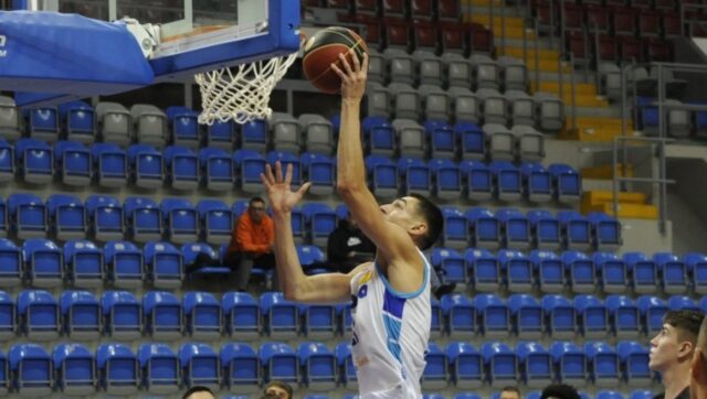 OPET STOTKA KRAJ IBRA Sloga u Kraljevu ubedljivo savladala Dinamik.jpg