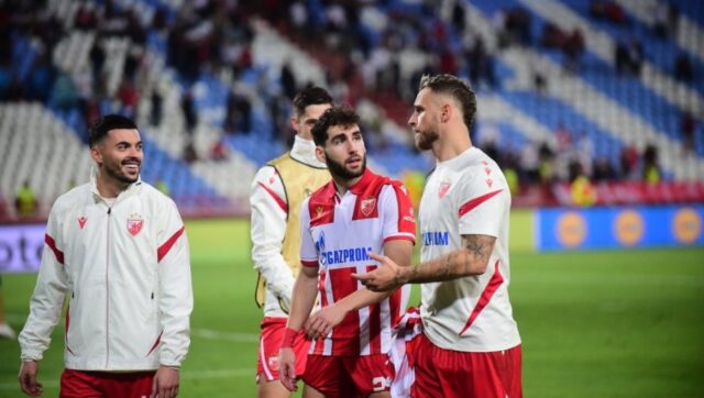 KAPITALAC-STIZE-NA-MARAKANU-Zvezda-nasla-zamenu-za-ljubimca-delija.jpg KAPITALAC STIZE NA MARAKANU Zvezda nasla zamenu za ljubimca delija.jpg