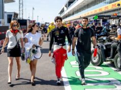 (FOTO) Sin legende Formule 1 kažnjen zbog bizarnog prekršaja njegove sestre koja se u padoku pojavila OVAKO obučena (FOTO) FOTO Sin legende Formule 1 kaznjen zbog bizarnog prekrsaja njegove.jpg