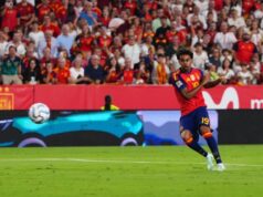 Hrvatima se smeje cela Španija: Perišić na poluvremenu jurio Jamala za dres, a evo šta je uradio Gvardiol (FOTO) Hrvatima se smeje cela Spanija Perisic na poluvremenu jurio Jamala.jpg